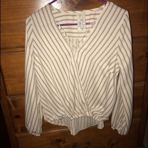 Sadie & Sage Cropped Blouse